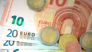 Νωρίτερα οι μισθοδοσίες σε ιδιωτικό τομέα τον Μάρτιο