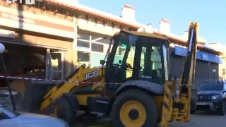 Καπανδρίτι: Διαρρήκτες εισέβαλαν σε κοσμηματοπωλείο με... μπουλντόζα