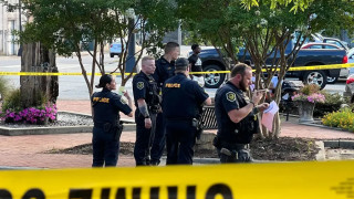 Αστυνομικός εκτέλεσε με σφαίρα στο κεφάλι 27χρονο-Συγκλονιστικό βίντεο (vid)