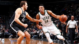 Πάλι «παπάδες» ο Αντετοκούνμπο, σίφουνας οι Καβαλίερς (videos)