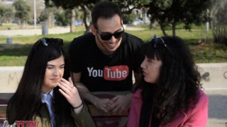 Θεσσαλονικείς τρώνε καραμέλες με απαίσιες γεύσεις στη Νέα Παραλία