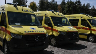 Θεσσαλονίκη: Διαμαρτυρία εργαζομένων ΕΚΑΒ-«Για ό,τι συμβεί από εδώ και πέρα, δεν φέρουμε ευθύνη»