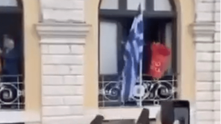 Κέρκυρα: Γυναίκα «έφαγε» μπότη στο κεφάλι!