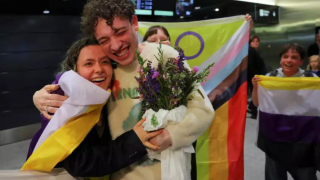 Eurovision: Υποδέχθηκαν σαν «ήρωα» το Νέμο στην Ελβετία