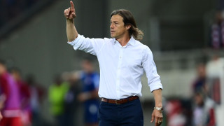 Ματίας Αλμέιδα: Η αντίδραση-διαμαρτυρία του προπονητή της ΑΕΚ για την αποβολή του στο «Γ. Καραϊσκάκης»