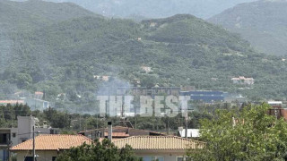 Συναγερμός στην Πάτρα: Φωτιά κοντά σε σπίτια – Εκκενώθηκε σχολείο (vid)