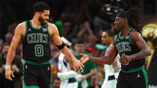 Οι Σέλτικς προβάρουν τα δαχτυλίδια του πρωταθλητή στο ΝΒΑ