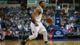 Απίστευτο κάρφωμα του Άντερσον πάνω από τον Ντουράντ (video)