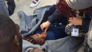 Λέσβος: Επεισόδια μεταξύ των προσφύγων - Επίθεση κατά Μουζάλα (ΒΙΝΤΕΟ)