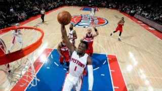 Στα πλέι οφ οι Πίστονς, εξαιρετικός ο Αντετοκούνμπο (videos)