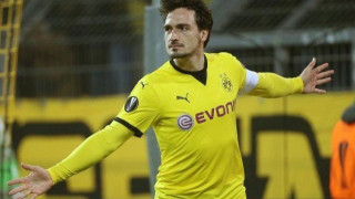 «Ζεστή» για Χούμελς η Μπαρτσελόνα ενόψει καλοκαιριού