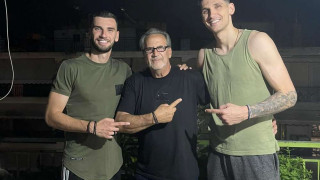 Δημήτρης Μήτογλου: Υποδοχή με ψητό αρνί στους γιους του Ντίνο και Σίμο (pics)