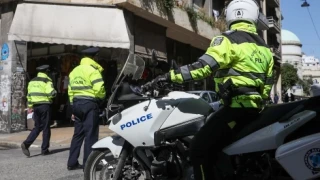 Πατήσια: Προσπάθησε να πνίξει την πρώην σύντροφό του μπροστά στο παιδί της