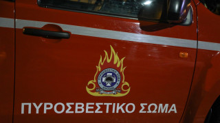 Θεσσαλονίκη: Στις φλόγες τρία αυτοκίνητα στο κέντρο