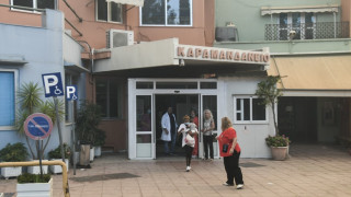 Φωτιά στην Πάτρα: Ζημιές στο «Καραμανδάνειο»-Αναστέλλεται η λειτουργία του