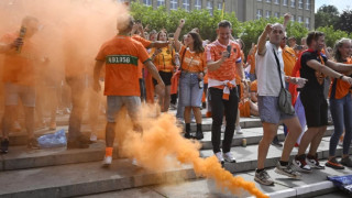 Euro 2024: Άγρια επεισόδια ανέμεσα σε Ολλανδούς και Άγγλους οπαδούς (vid)
