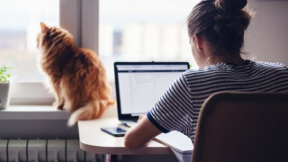 Eurostat: Οι Έλληνες πρώτοι σε όλη την Ευρώπη στην εργασία τα Σαββατοκύριακα