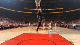 Κάρφωμα 360 μοιρών και κορυφή στο ΤΟΡ 10 για τον Πολ Τζορτζ (video)