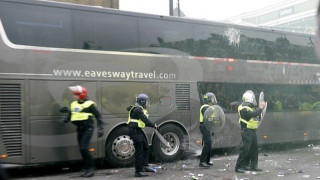Επίθεση στο πούλμαν της Γιουνάιτεντ από κάφρους της Γουέστ Χαμ