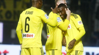 Ο Καμαρά πήγε Ιράν και βρήκε τον Νταμπό στη Σεπαχάν