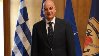 Δένδιας: «Νέες αυξήσεις στους στρατιωτικούς»