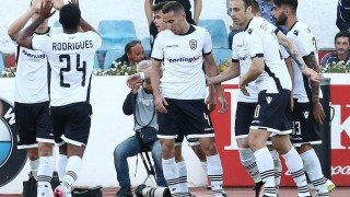 Το «ασπρόμαυρο» πάρτι ομάδας και λαού στη Νέα Σμύρνη (video)