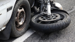 Θεσσαλονίκη: Νεκρός 23χρονος σε τροχαίο με μηχανή στη Μενεμένη