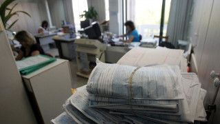 24ωρη   απεργία  και  αύριο  από  τους  εφοριακούς