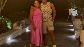 Αντετοκούνμπο: Γιάννης και Μαράια κάνουν διακοπές στη Μύκονο