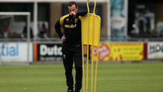 Η μπάλα στο γήπεδο του Μάντζιου