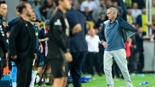 Ο Μουρίνιο «τελείωσε» τέσσερις βοηθούς του!