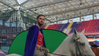 ΤΣΣΚΑ: Επική παρουσίαση Πιάνιτς- Εμφανίστηκε καβάλα σε άλογο