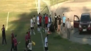 Αθάνατο ελληνικό ποδόσφαιρο: 26χρονος τερματοφύλακας μεταφέρθηκε στο Κέντρο Υγείας σε καρότσα αγροτικού!