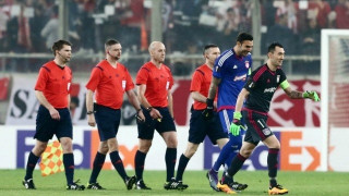 «Η UEFA ερευνά το Ολυμπιακός- Αντερλεχτ, υποβιβασμός για τον διαιτητή»