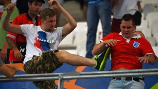 Πετάξτε εκτός διοργάνωσης τους κάφρους      (video)
