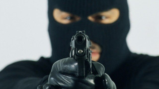 Θεσσαλονίκη: Συνελήφθη συμμορία που λήστευε υπό την απειλή όπλου!