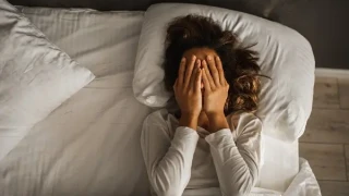 Χρειάζεσαι θόρυβο για να κοιμηθείς; H επιστημονική εξήγηση