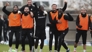 ΠΑΟΚ: Χαμόγελα, επιθετική τακτική, επιστροφή Βιεϊρίνια και προσήλωση για τη νίκη επί του Πανσερραϊκού