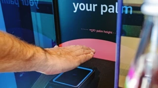 Κίνα: Πληρωμές με σάρωση... παλάμης!