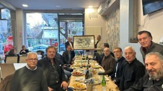 Η μικρή γιορτή για τα γενέθλια του Γιώργου Κούδα