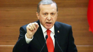 Της κακομοίρας: Κάναμε το πραξικόπημα, αγώνα ποδοσφαίρου