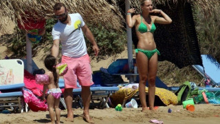 Οικογενειακές διακοπές για Σαλπιγγίδη στην Πάρο (pics)
