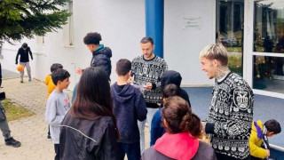 Μοίρασαν δώρα και αγάπη στο παιδικό χωριό SOS παίκτες του ΠΑΟΚ