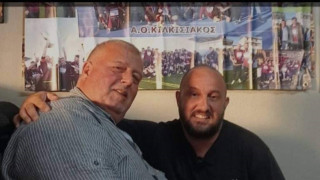 Δώρισε 100 κάρτες διαρκείας σε γονείς παιδιών της ακαδημίας