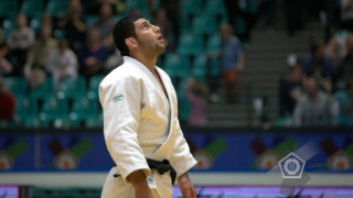 Αποκλείστηκε         ο         Ρομάν         Μουστόπουλος