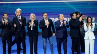 «Make Europe Great Again»: Η Λατινοπούλου στη Σύνοδο των πατριωτικών κομμάτων της Ευρώπης