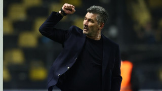 Ο Ουζουνίδης προσπαθεί να κρατήσει «ζωντανή» τη φλόγα, αλλά ήδη έχει πάρει τις αποφάσεις του