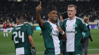 Φωτογραφία που «άναψε φωτιές»: Ο Τετέ με τη φανέλα της Γκρέμιο εν μέσω φημών