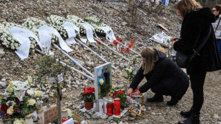 Τέμπη: Η στιγμή που αστυνομικός φτάνει στον τόπο της τραγωδίας - «Είναι άμορφη μάζα...»