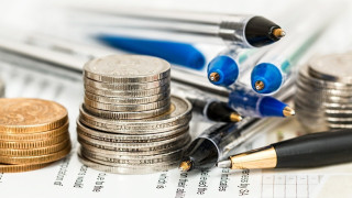 Έρευνα Revolut: Στο 59% των Ελλήνων δεν απομένουν χρήματα για αποταμίευση